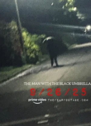 Человек с черным зонтом